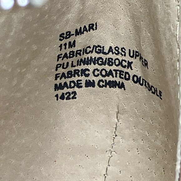 Betsey Johnson Sparkly Block Heel 11 Rhinestone Sliver Evening - Picture 4 of 11